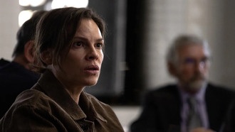 Хилари Суэнк присоединилась к актёрскому составу третьего сезона «Шершней»