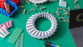 Google демонстрирует странную двустороннюю японскую клавиатуру, которую не будет продавать