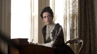 Модель в образе Ванессы Айвз из сериала «Страшные сказки»