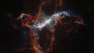 Хаббл сфотографировал R Водолея — симбиотическую двойную звезду