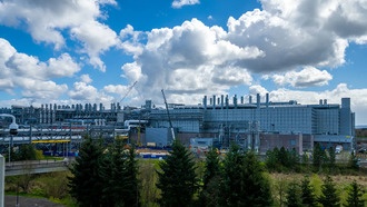 Бывшие директора Intel считают, что Intel должна разделиться на две части, чтобы выжить