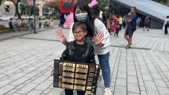 Косплеерша Mini-Jensen Huang на карте Nvidia отметила Хэллоуин