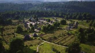 Создатель Manor Lords ответил на обвинения в непродуманной разработке