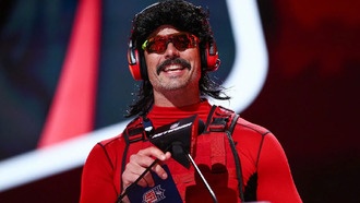 Доктор Неуважение Дразнит Переездом в Rumble в Недавнем Трансляции