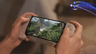 Sony работает над автономной портативной консолью