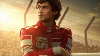 На Netflix вышел мини-сериал «Сенна», рассказывающий о жизни легендарного автогонщика