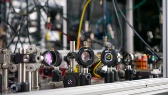 Как снизить шум в детекторах гравитационных волн