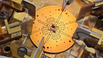 Компания Quobly анонсирует ключевую веху в развитии отказоустойчивых квантовых вычислений