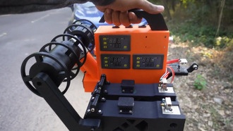 Машина «все в одном» перерабатывает пластиковые бутылки в нить для 3D-принтера