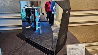 InWin демонстрирует два новых корпуса и вентиляторы USB C на выставке CES