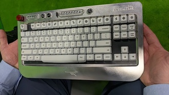 Клавиатура для писателей имеет счетчик количества слов и таймер спринта