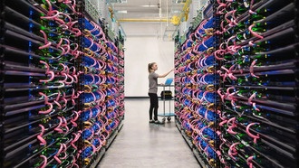 Apple в консорциуме UALink для создания стандартов ИИ-ускорителей