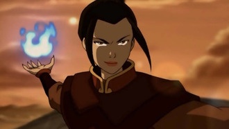 Модель в образе Азулы из «Аватар: Легенда об Аанге»