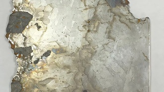 Анализ метеоритов показывает, что вода, несущая жизнь, прибыла на Землю скорее позже, чем раньше