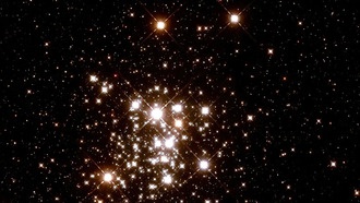 Звездное скопление Вестерлунд 1: Хаббл раскрывает подробную структуру