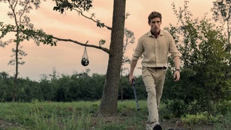 «День Шакала» с Эдди Редмэйном — популярный сериал на Peacock