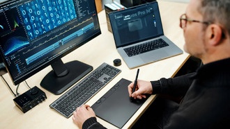 Wacom меняет дизайн своего флагманского планшета Intuos Pro Pen