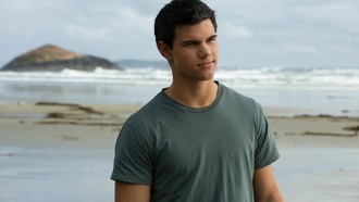 Актёр из «Сумерек» снимется в сериале об охотнике на оборотней