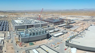 Задержки и рост затрат на строительство завода в США