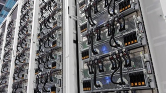 xAI Илона Маска предположительно питает суперкомпьютер Colossus, используя «незаконные» генераторы