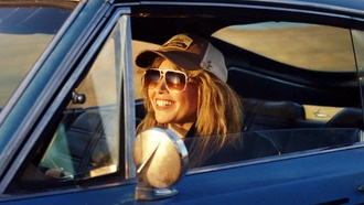 Вышел новый трейлер второго сезона детективной драмеди «Покерфейс»