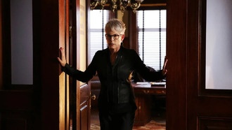 Джейми Ли Кертис выступит продюсером телесериала, основанного на романе о таинственной империи игр