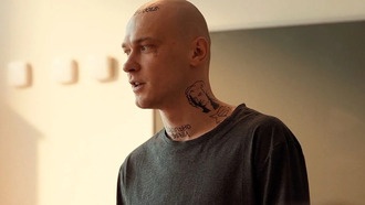 Опубликованы постеры с персонажами нового сериала «Урок», в котором играют Юра Борисов и Даниил Воробьёв