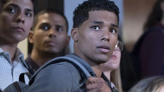 К актёрскому составу сериала «Несовершенные женщины» присоединились Роум Флинн, Ана Ортис и Шерри Сом