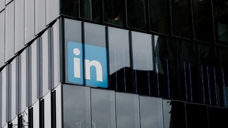 LinkedIn начал делиться рекламной выручкой с создателями видео