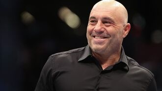 Кто сможет сместить Джо Рогана с вершины подкастинга?