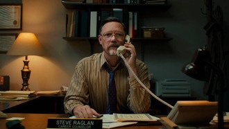 Актёр Мэттью Лиллард, возможно, снимется в новом сериале «Кэрри» от Майка Флэнагана