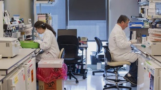 Сокращение финансирования науки при Трампе угрожает биотехнологическим стартапам