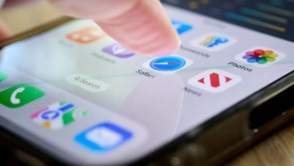 Акции Alphabet потеряли $120 млрд из-за угрозы для поискового бизнеса