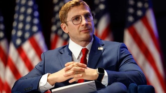 Экс-советник Palantir сохранит доли в SpaceX и OpenAI, работая в администрации Трампа