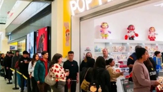 Китайские коллекционные игрушки LABUBU 3.0 продаются в 20 раз дороже розничной цены