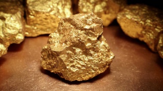 Ученые превратили свинец в золото, но с серьезным недостатком