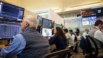 Акции США растут на фоне оптимизма в сфере глобальной торговли