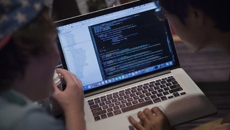 Microsoft сокращает тысячи сотрудников, особенно разработчиков, из-за роста затрат на ИИ