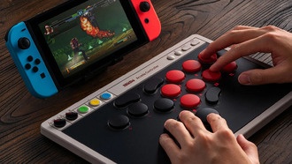 8BitDo представила новую линейку аркадных контроллеров для киберспорта
