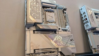 GIGABYTE представила материнские платы AORUS на базе чипсетов X870E и X870 для процессоров AMD Ryzen