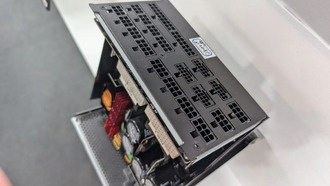 Enermax представила новые блоки питания Platimax II на Computex 2025