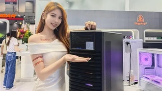 Компания SEGOTEP представила новые корпуса с экраном и деревянными панелями на Computex 2025