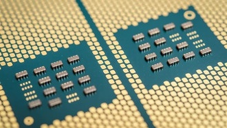 Российские компании продолжают закупать процессоры Intel и AMD, несмотря на санкции США