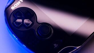 Sony разрабатывает преемника PS Vita с AMD и Samsung