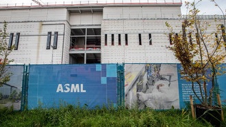 ASML призывает Нидерланды к стабильности налоговой политики