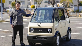 Японский стартап представил компактный электромобиль за 580 000 рублей