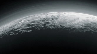 «Безумная идея» о влиянии дымки Плутона на его температуру подтверждена данными телескопа Webb