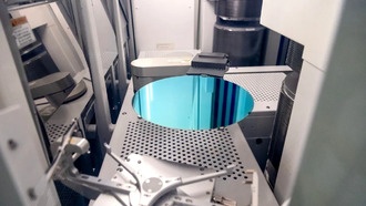 Администрация Трампа пересматривает условия субсидий для производителей чипов