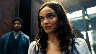 Актриса Уитни Пик рассказала о поддержке от Рэйчел Зеглер перед съемками в новом «Голодных играх»