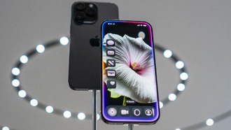 Apple столкнулась с «экзистенциальным риском» из-за отставания в области ИИ